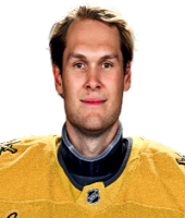 Akira Schmid headshot